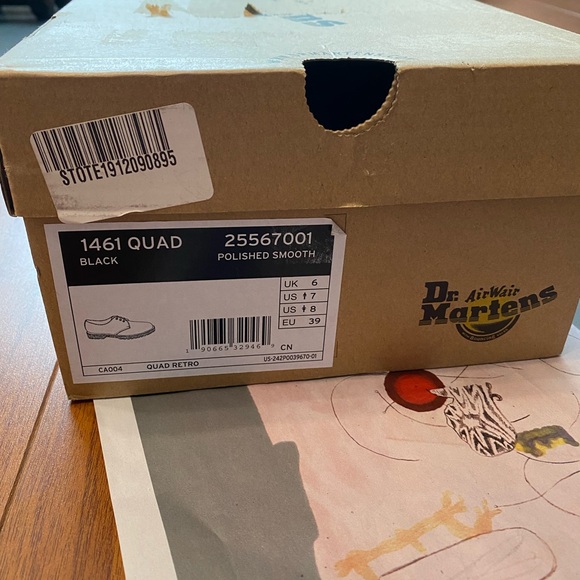Doc Martens 1461 Quad 8W with original box - Picture 7 of 7